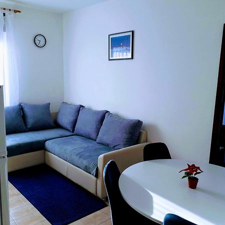 Apartments Tiho&Marija Tribunj  Ngoại thất bức ảnh