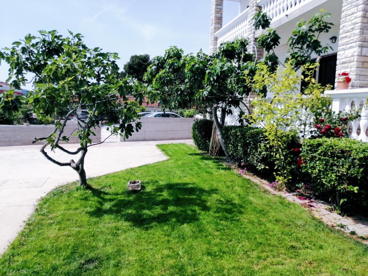 Apartments Tiho&Marija Tribunj  Ngoại thất bức ảnh